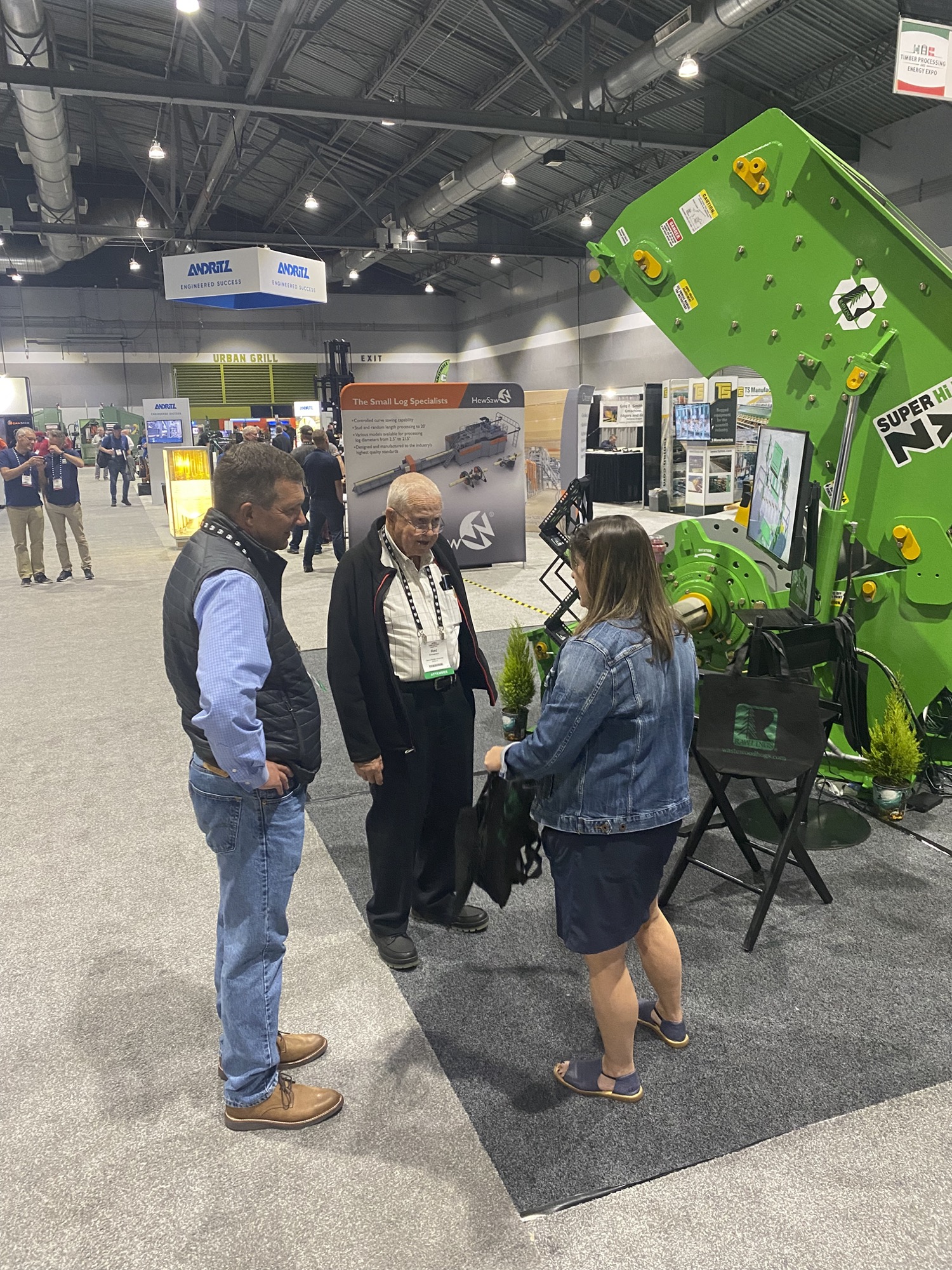 TP&EE show floor