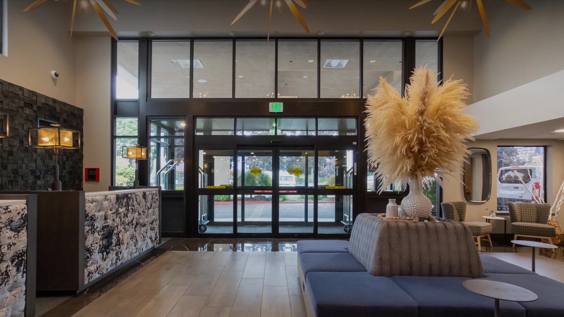Oxford Suites Portland